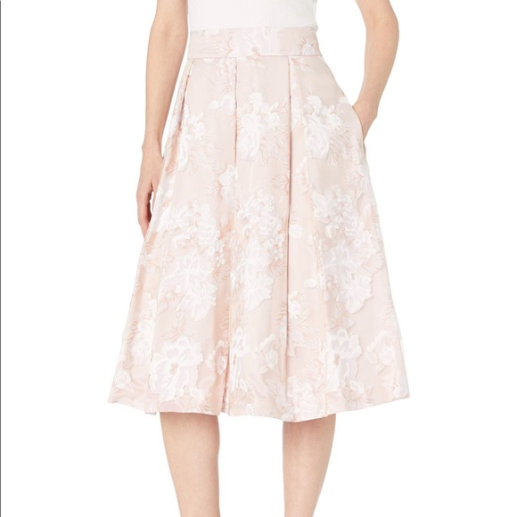 Eliza J Pink Floral Midi Skirt with light petticoat lining - Picture 2 of 6
